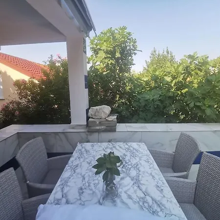 Bianka's Oasis In - Sleeps 7, Modern Comfort * Вир